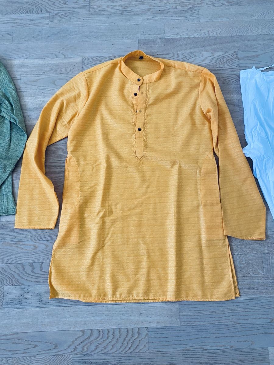 Lots de vêtements: KURTA 3-TEILIG FAST NEU! – Neuf (Voir description) à Malters par Kuettel1 1