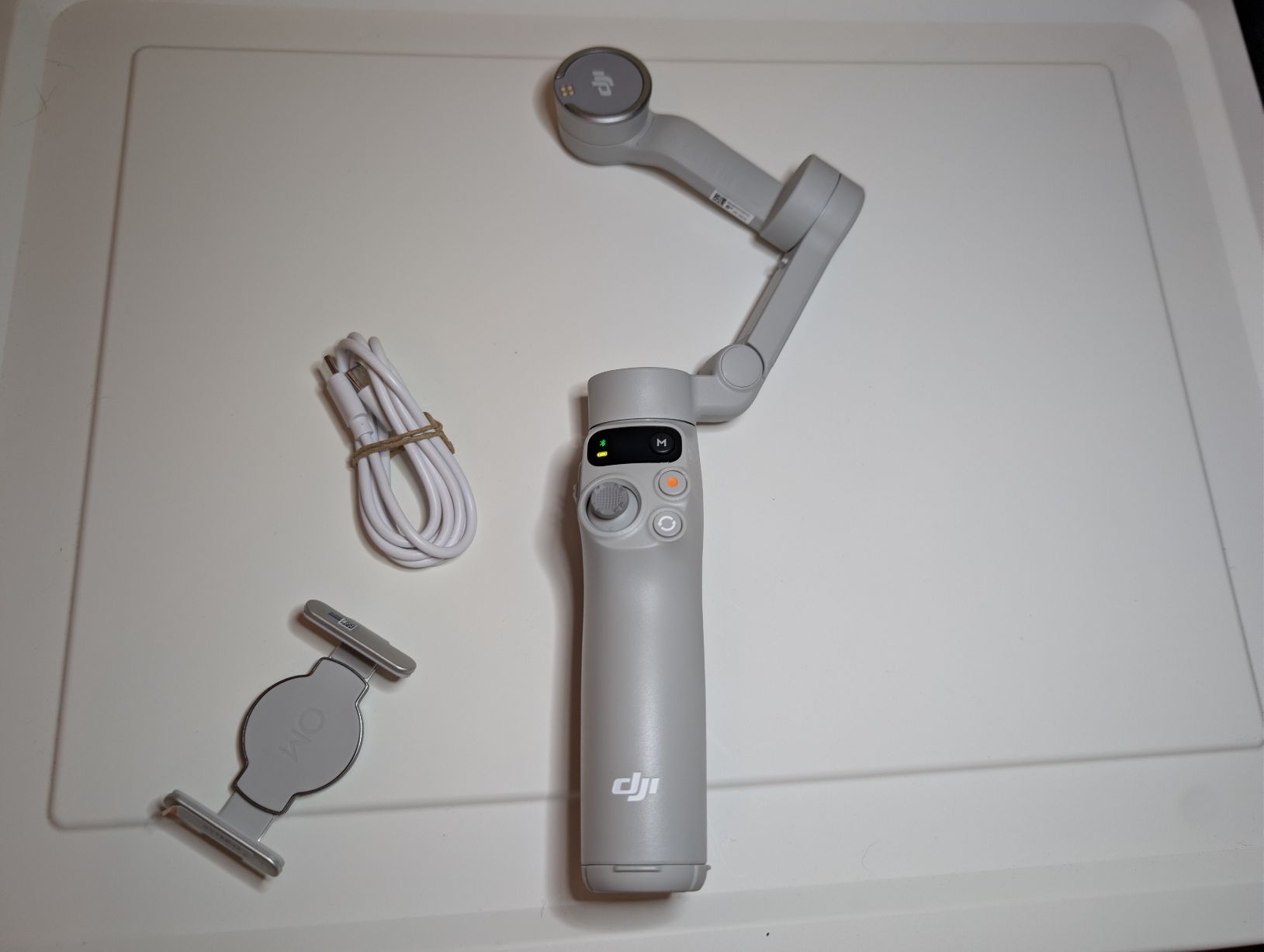 DJI Staffe: DJI Osmo Mobile 7 Smartphone Stabilizer neuwertig – Nuovo (secondo la descrizione) da Birmenstorf AG venduto da foxy0815 3