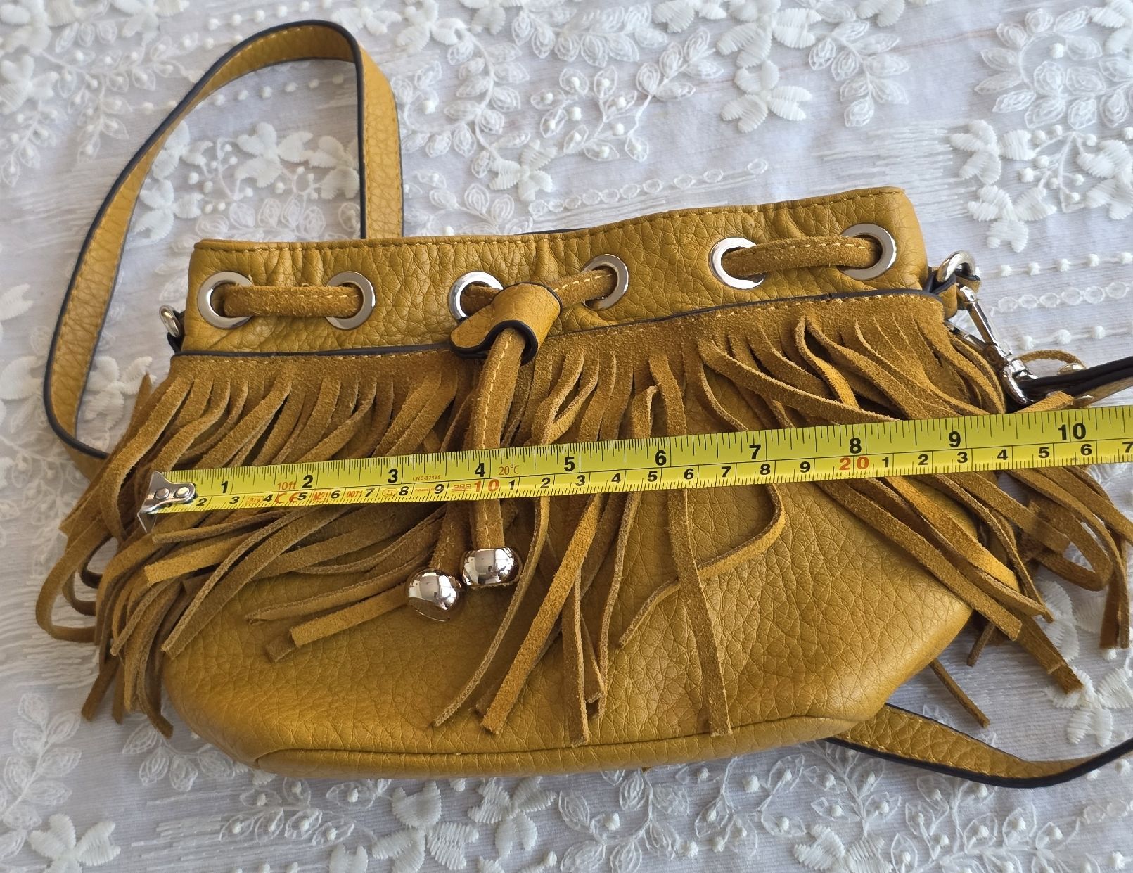 Zara Borse da donna: Zara Basic Fransen-Tasche, Senffarben, Top Zustand ! – Nuovo (secondo la descrizione) da Rheinsulz venduto da Gilea 6