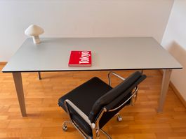 Moderner Bürotisch / Schreibtisch 180 × 80 cm, Metallgestell