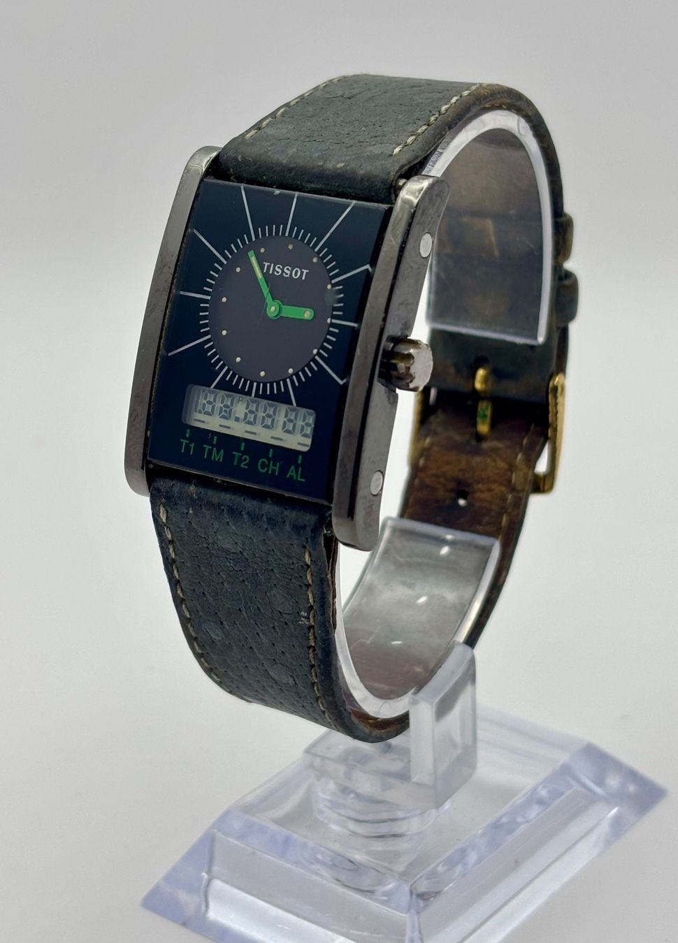 Tissot Uhren: NEO-VINTAGE-KLASSIKER TISSOT TWO TIMER – Defekt aus Rorschach von ZeitWerk.10