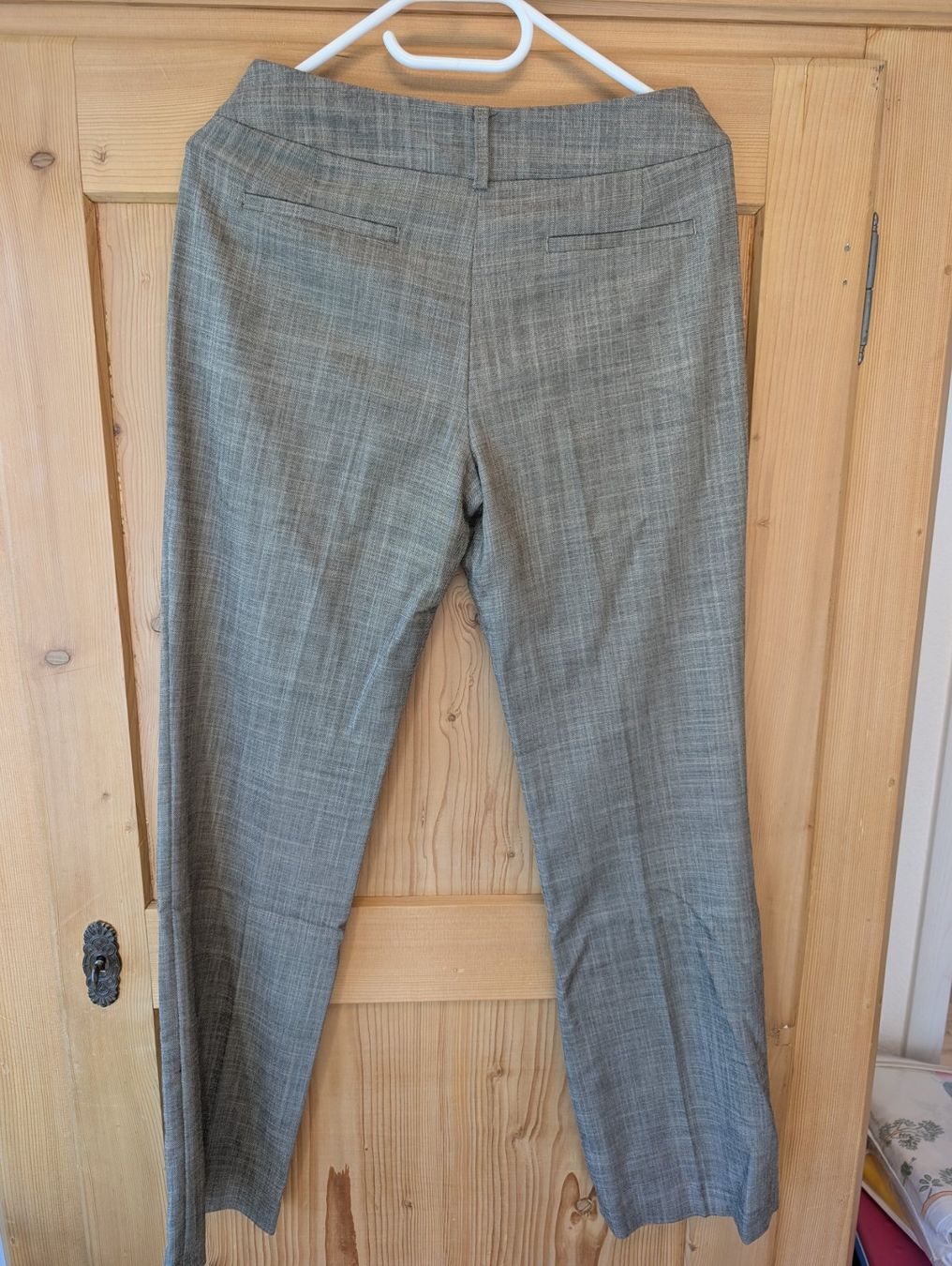 Comma Hosen: Elegante Comma Stoffhose, Gr. 36 – Gebraucht aus Pfyn von Magra02 1