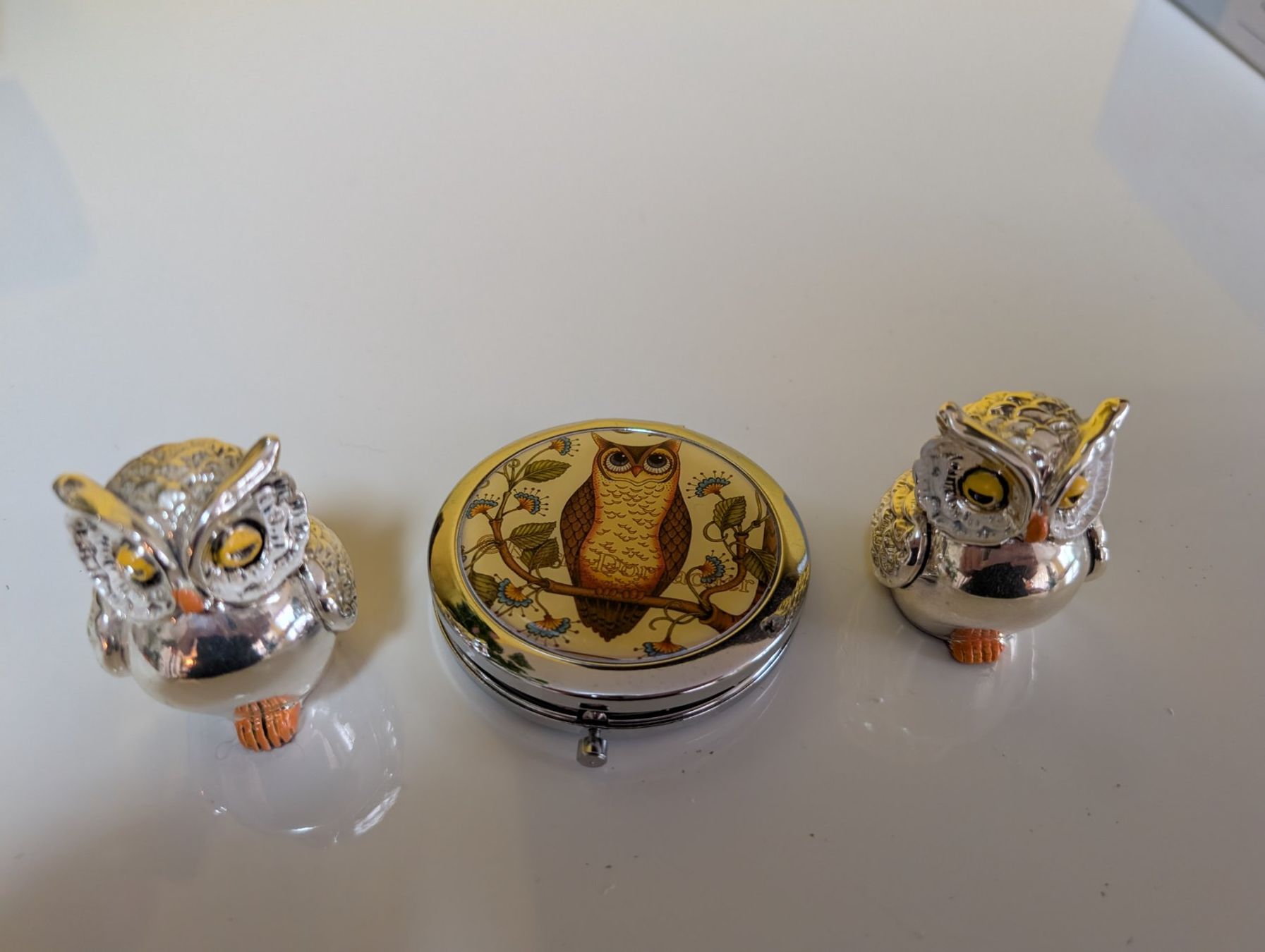 Figuren: 2 Silberne Eulen & Taschenspiegel Eule Vintage Deko Figur... – Gebraucht aus Cugnasco von tizianaq 1