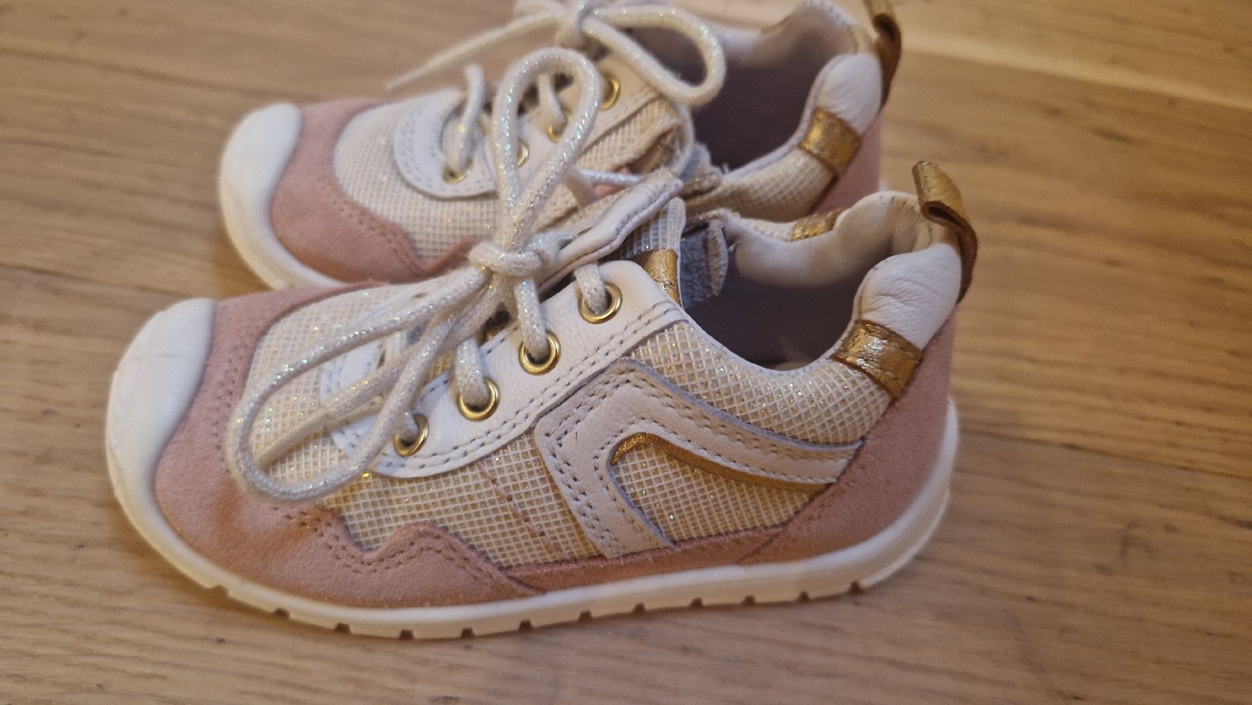Elefanten Scarpe per ragazze: Elefanten Turnschuhe größe 22 – Nuovo (secondo la descrizione) da Biberist venduto da StoffNadel