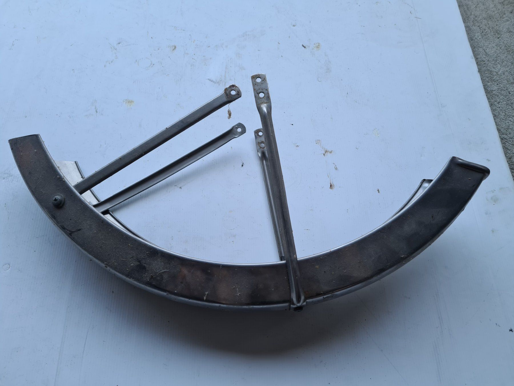 Sachs Fahrwerk & Rahmen: Original Vorder-Schutzblech mit Streben Hercules – Gebraucht aus frümsen von  1