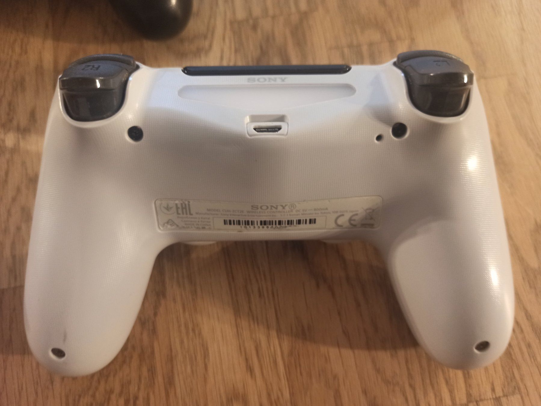 Controller: 3 x Original Controller PS4 Wireless DualShock 4 V2 DEF – Gebraucht aus Oberweningen von mar_87mx 7