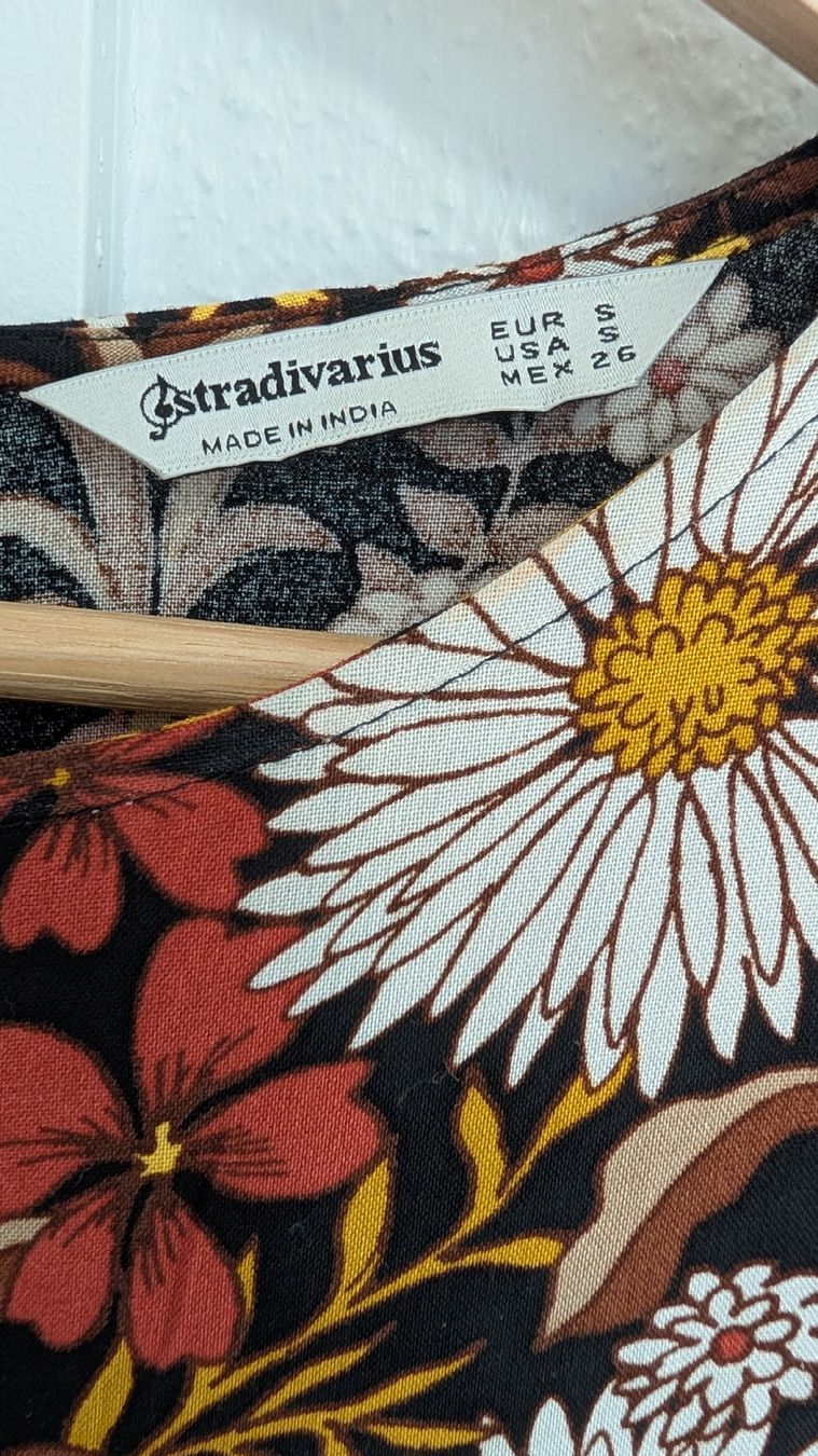 Stradivarius Robes: Stradivarius dress – Neuf (Voir description) à Ettingen par hms_w27b 4