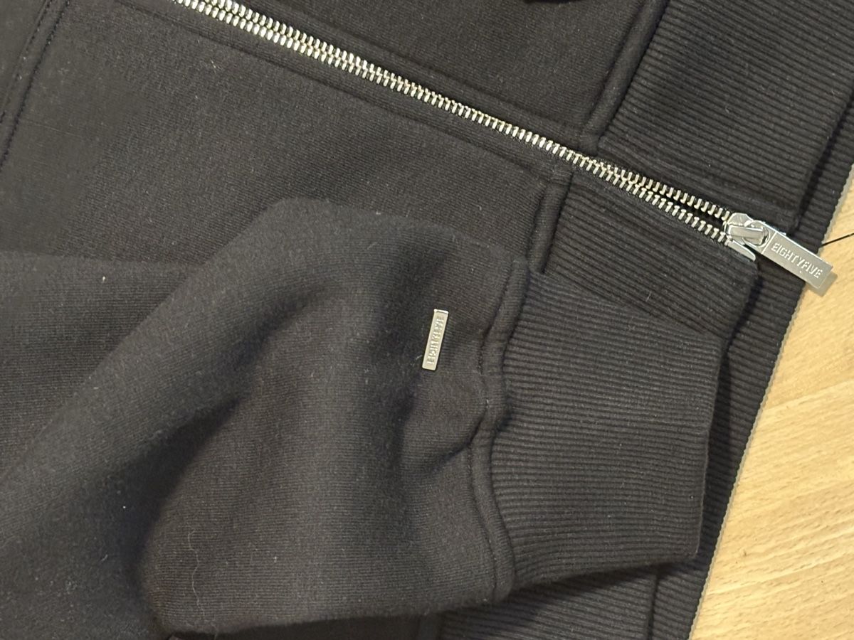 Vestes: ZIP-HOODIE - BLACK The brand Eightyfive M – Neuf (Voir description) à Zürich par ann_26jc 6