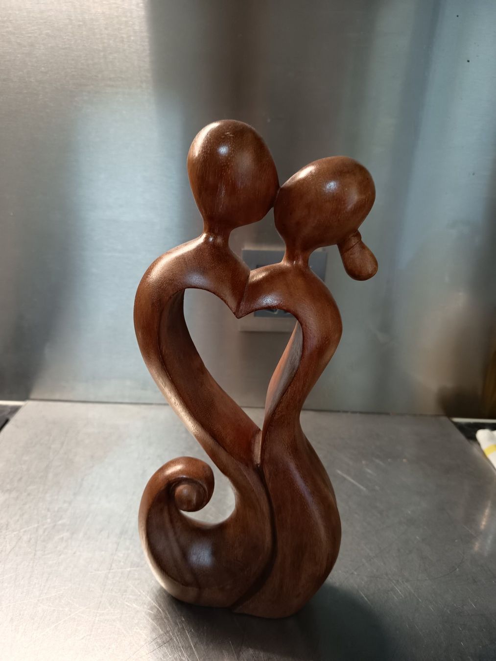 Sculture & Statue: Herz Liebe Kuss  ein schönes Geschenk – Usato da Chur venduto da Ajura