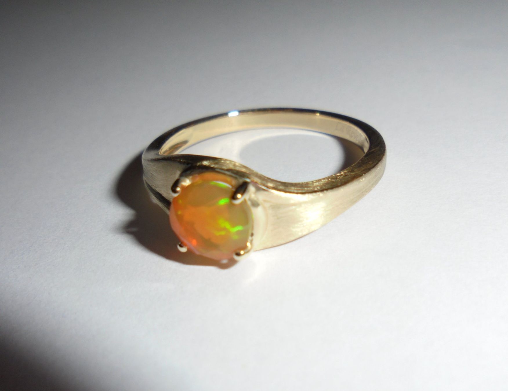 Anelli: Echtschmuck: Welo-Opal-Goldring. Grösse 56/18 – Nuovo (secondo la descrizione) da Zuchwil venduto da maumauchi 9