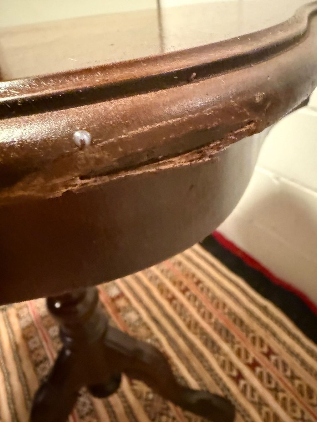 Tavoli: klassisches Beistelltischli mit Intarsien – Usato da Rorbas venduto da tun_m7fz 8