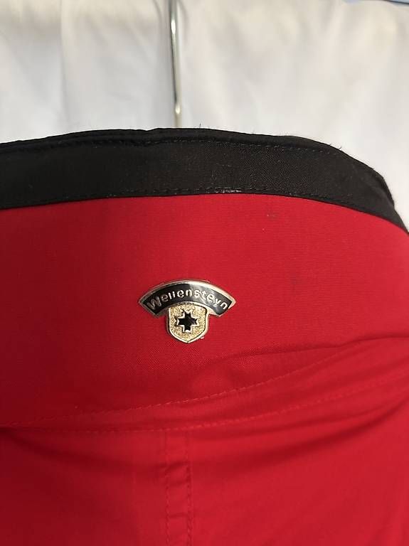 Jacken: Warme Skijacke oder Winterjacke ca. Gr. 40/42 – Gebraucht aus Rotkreuz von schnappi019 2
