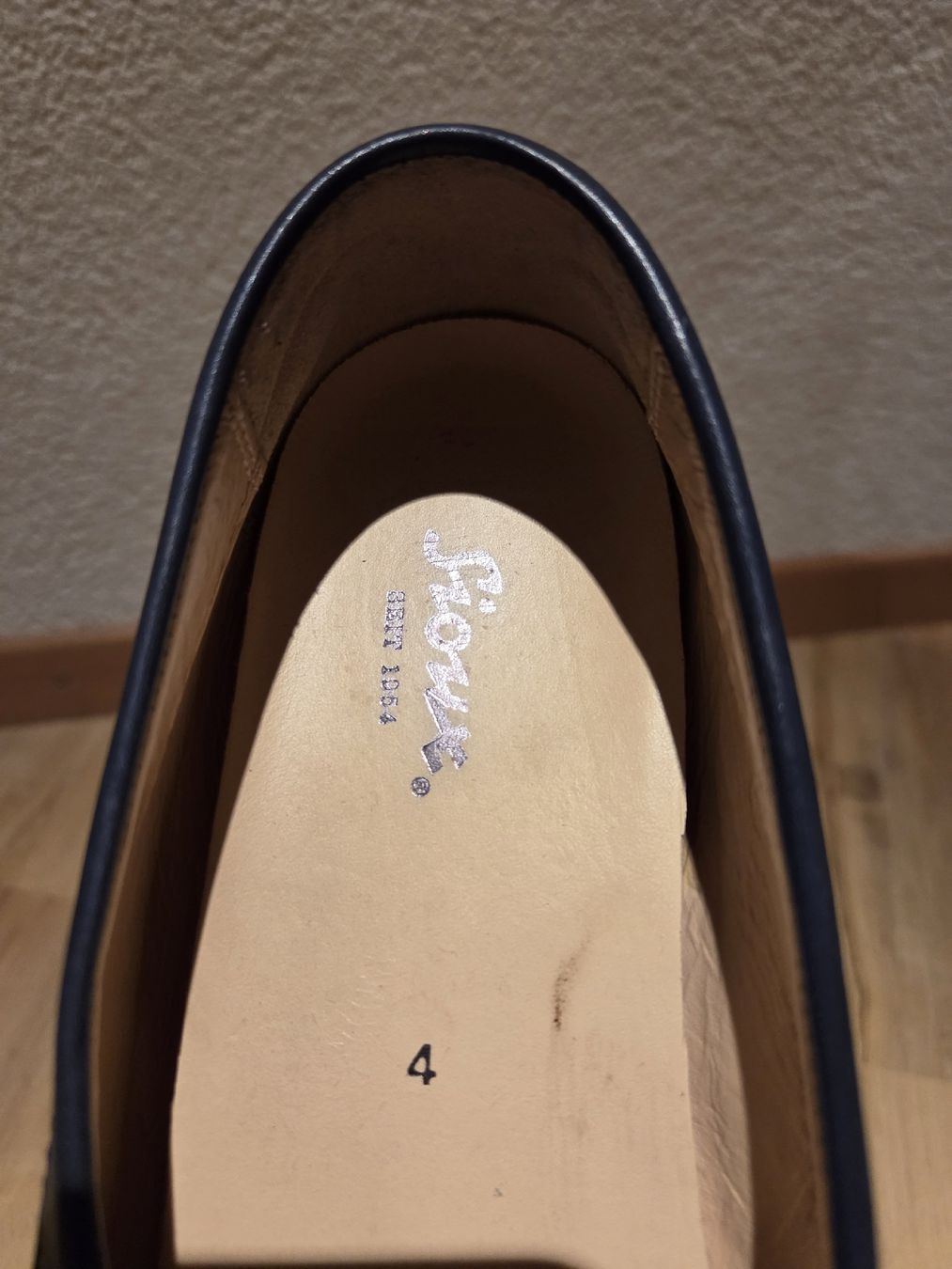 Scarpe da donna: Sioux Halbschuh Echtleder dunkelblau Grösse 4/ 37 – Usato da St. Gallen venduto da ali_tms5 2