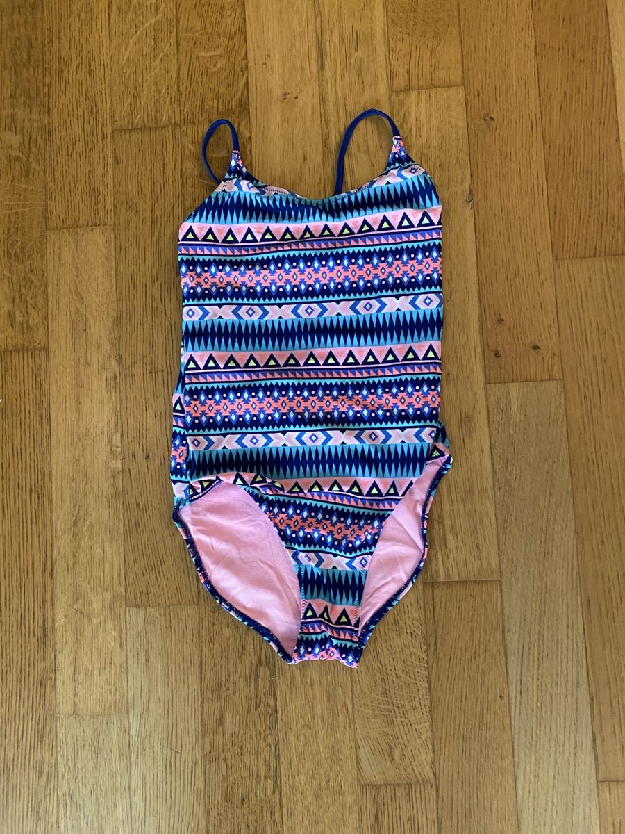Costumi da bagno & Bikini: Mädchen Badeanzug, Grösse 134/140 – Usato da Hindelbank venduto da 1374 1
