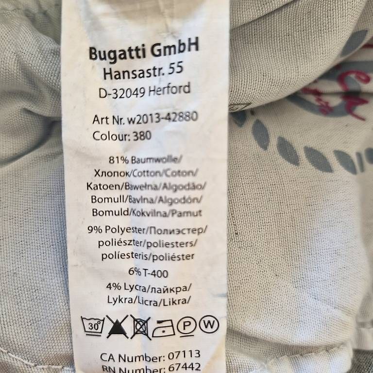 Bugatti Jeans: bugatti Jeans Grösse 34 oder 127/30 – Nuovo (secondo la descrizione) da Schaffhausen venduto da Jakarila 3