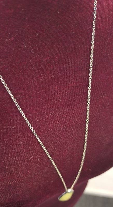 Catenine: Kette mit Anhänger grünlich – Usato da Rüti ZH venduto da Restwert_Rueti_ZH 1