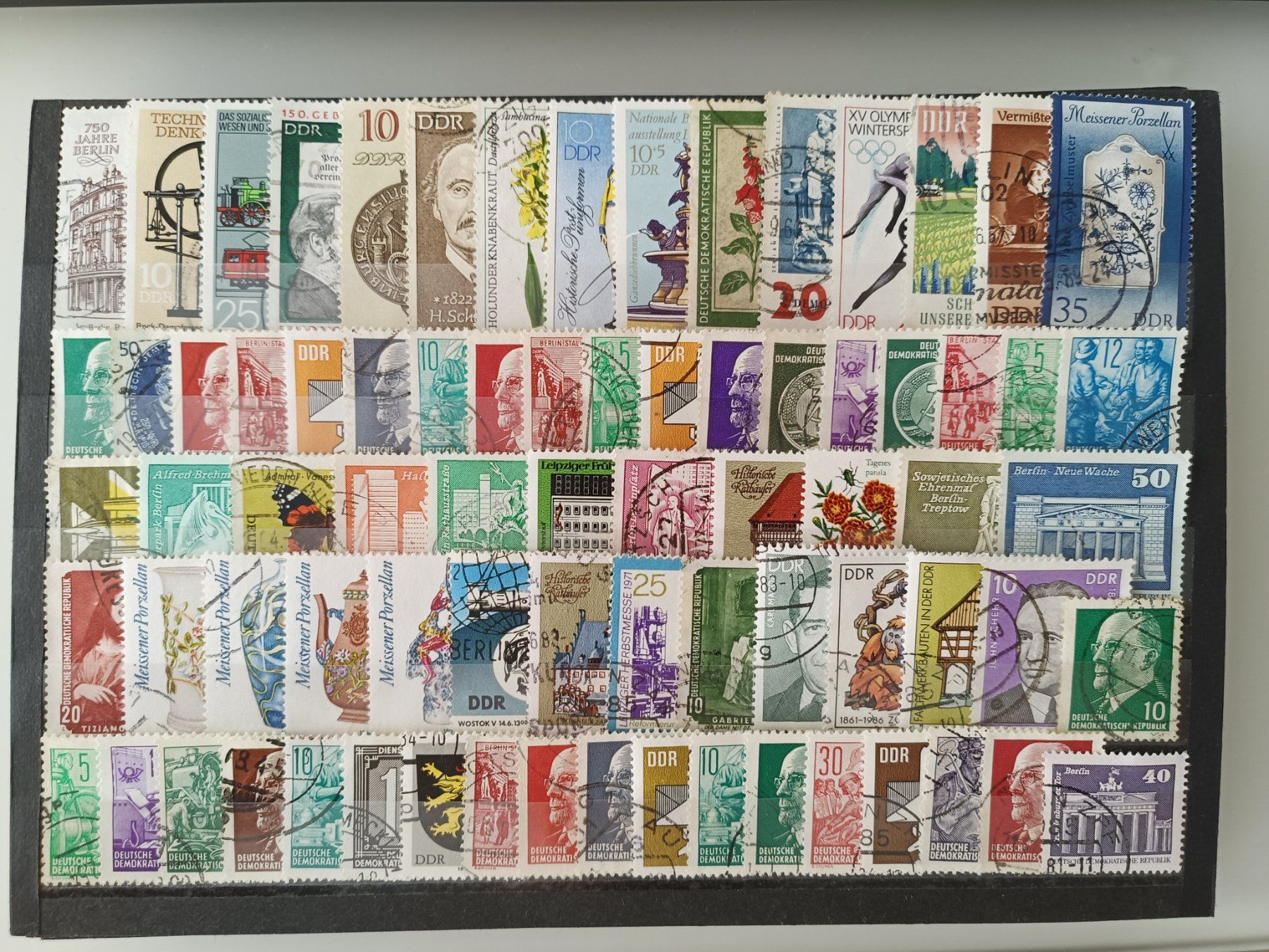 Tutti i francobolli: tolles DDR Lot gestempelt – Usato da Dübendorf venduto da goeggi79