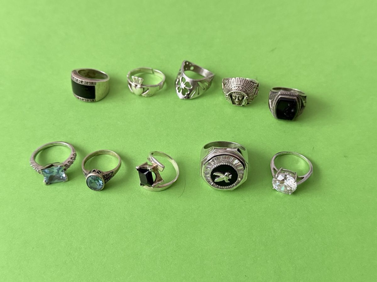 Anelli: Liquidation de 10 bagues en argent 925 – Usato da bassecourt venduto da LiN2004