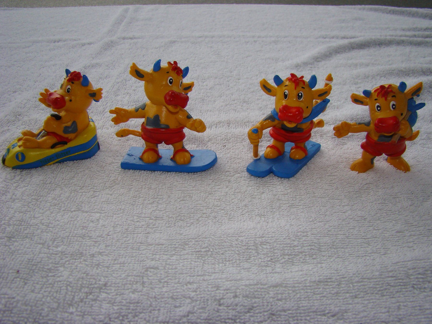 Bullyland Statuette: 4 Figuren Kuh Berta Bullyland – Usato da Malters venduto da burzi