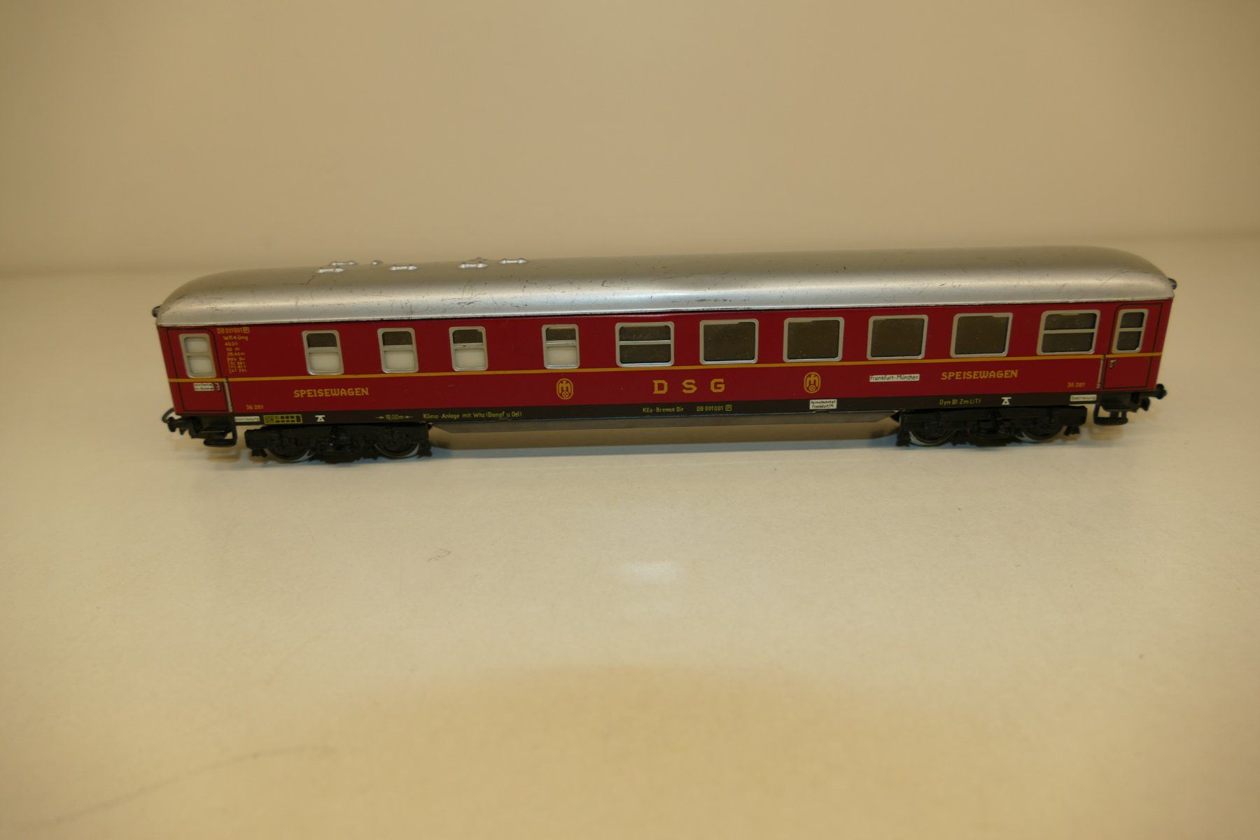 Märklin Modellini di ferrovie: Märklin H0: DSG Speisewagen – Usato da Niederhasli venduto da rail-duerst 2