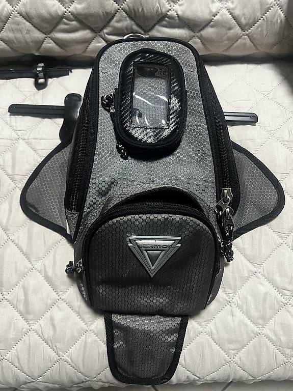 Zaini: Motorrad Tankrucksack Magnetisch – Usato da Chur venduto da Domi7000