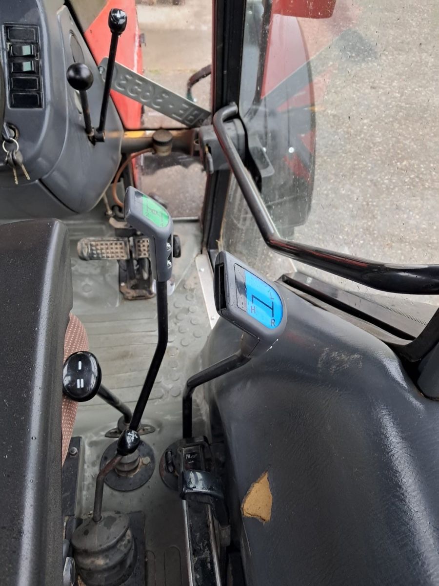Valtra Traktoren: Traktor Valtra Valmet 800 – Gebraucht aus Schangnau von Roseggli82 3