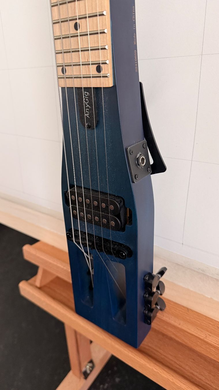 Strumenti musicali: Elektrische Reisegitarre – Usato da Luzern venduto da mar_sm7x 4