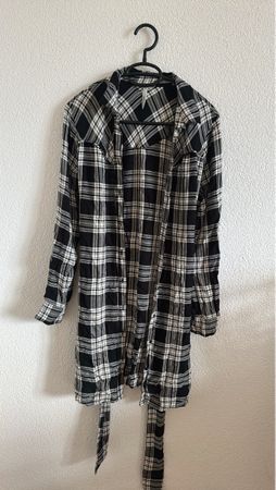 Blusen-Kleid mit Gürtel, Grösse M