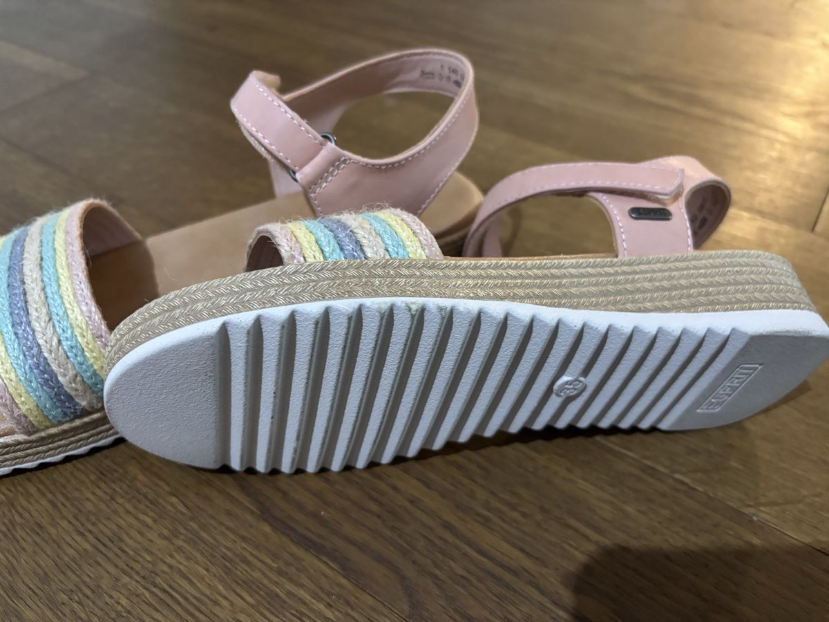 Esprit Schuhe für Mädchen: Esprit Sandalen 35 – Neu (gemäss Beschreibung) aus Buchrain von Ham2383 1