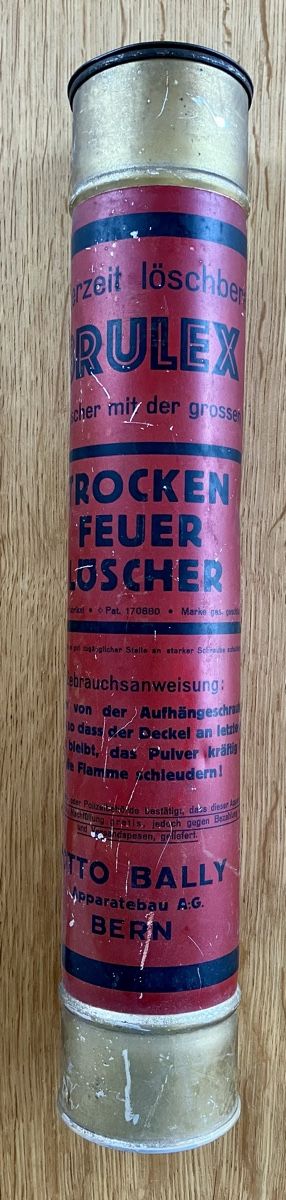 Feuerlöscher: Antiker Trockenfeuerlöscher – Gebraucht aus Burgdorf von blume016