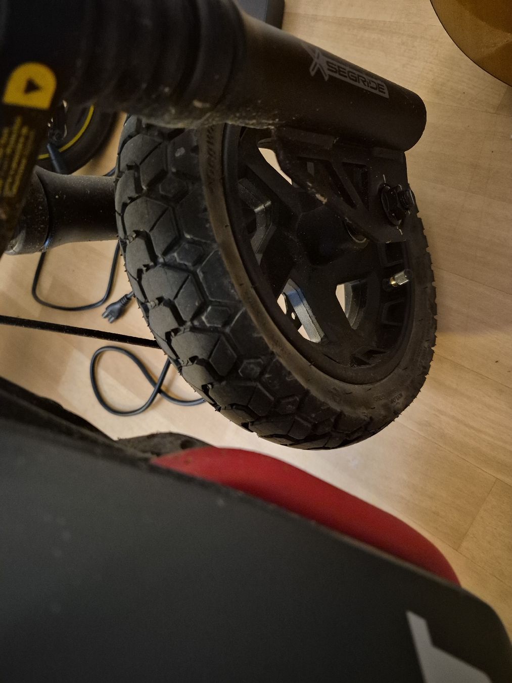 Segway Kickboard: 2 E trottis im Super Zustand. – Neu (gemäss Beschreibung) aus Dielsdorf von BARDARRU 3