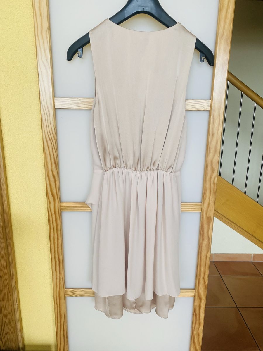 H&M Vestiti: Magnifique robe neuve 36 – Nuovo (secondo la descrizione) da Belmont-sur-Lausanne venduto da chu_vxf5 1