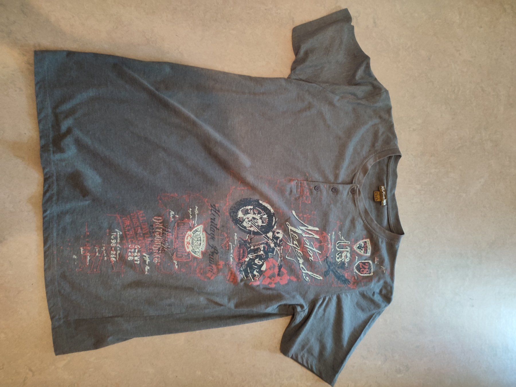 T-shirt: 3 Herren T-Shirt gr.XXL – Usato da Biel/Bienne venduto da ruggi03 3