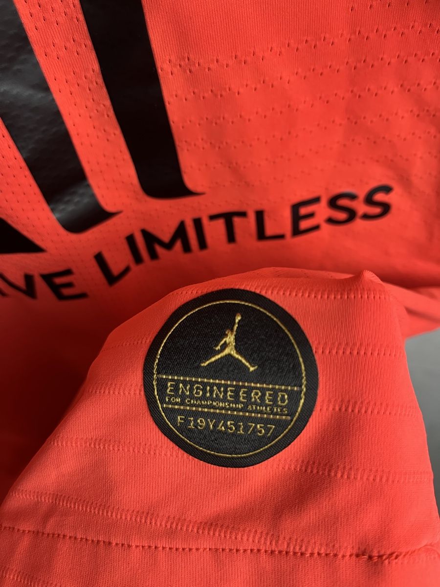 Jordan Canottiere & Pantaloni: Maillot PSG Jordan 2019 – Nuovo (secondo la descrizione) da Les Avanchets venduto da lunedeneige.shop 2