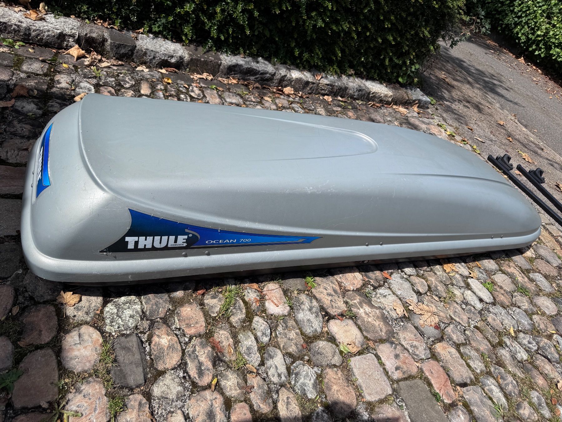 Thule Box da tetto: Dachbox Thule Ocean 700 mit Träger – Usato da Solothurn venduto da RetoN01