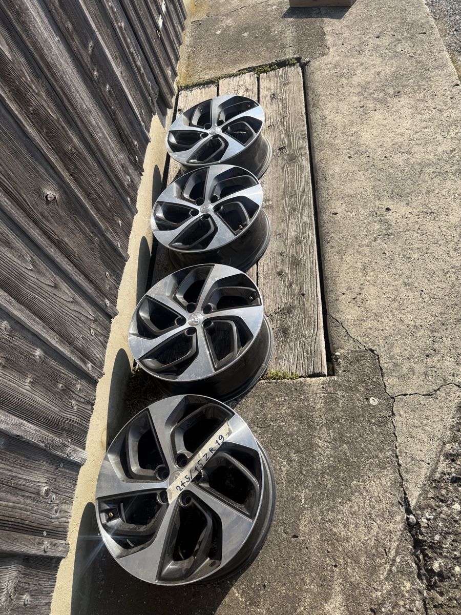 Hyundai Felgen: Felgen Hyundai Tucson  – Gebraucht aus Walzenhausen von Kapp2702 2