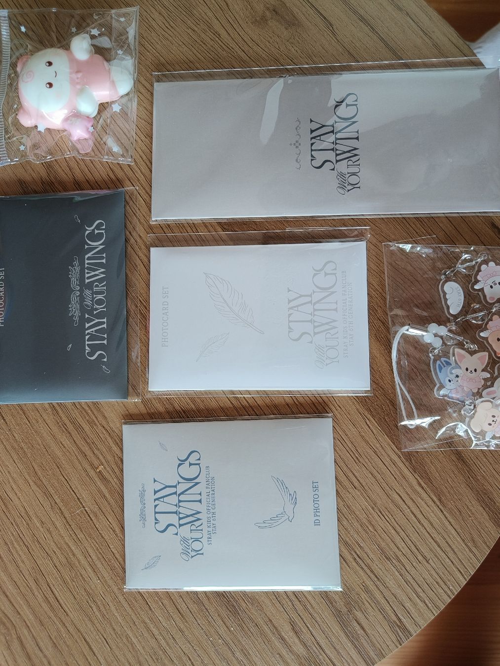 Sammelbilder & Trading cards: Straykids 6th membership inclusions – Neu und originalverpackt aus Arzier-Le Muids von Wondertomate