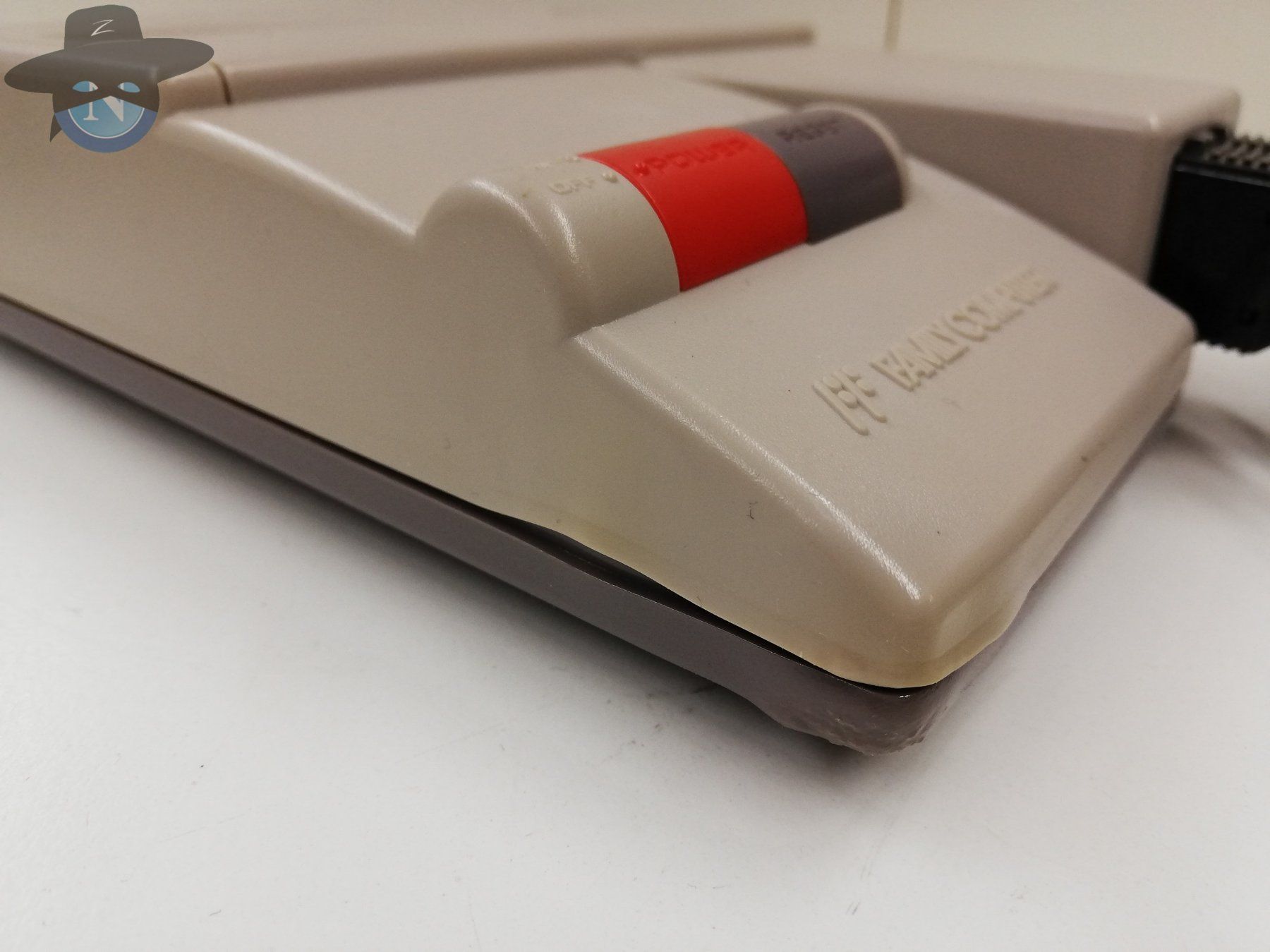 Nintendo Console: AV Famicom + 2 Dogbone Controller + 25 Games / getestet ! – Usato da St. Gallen venduto da zorro_dc 6