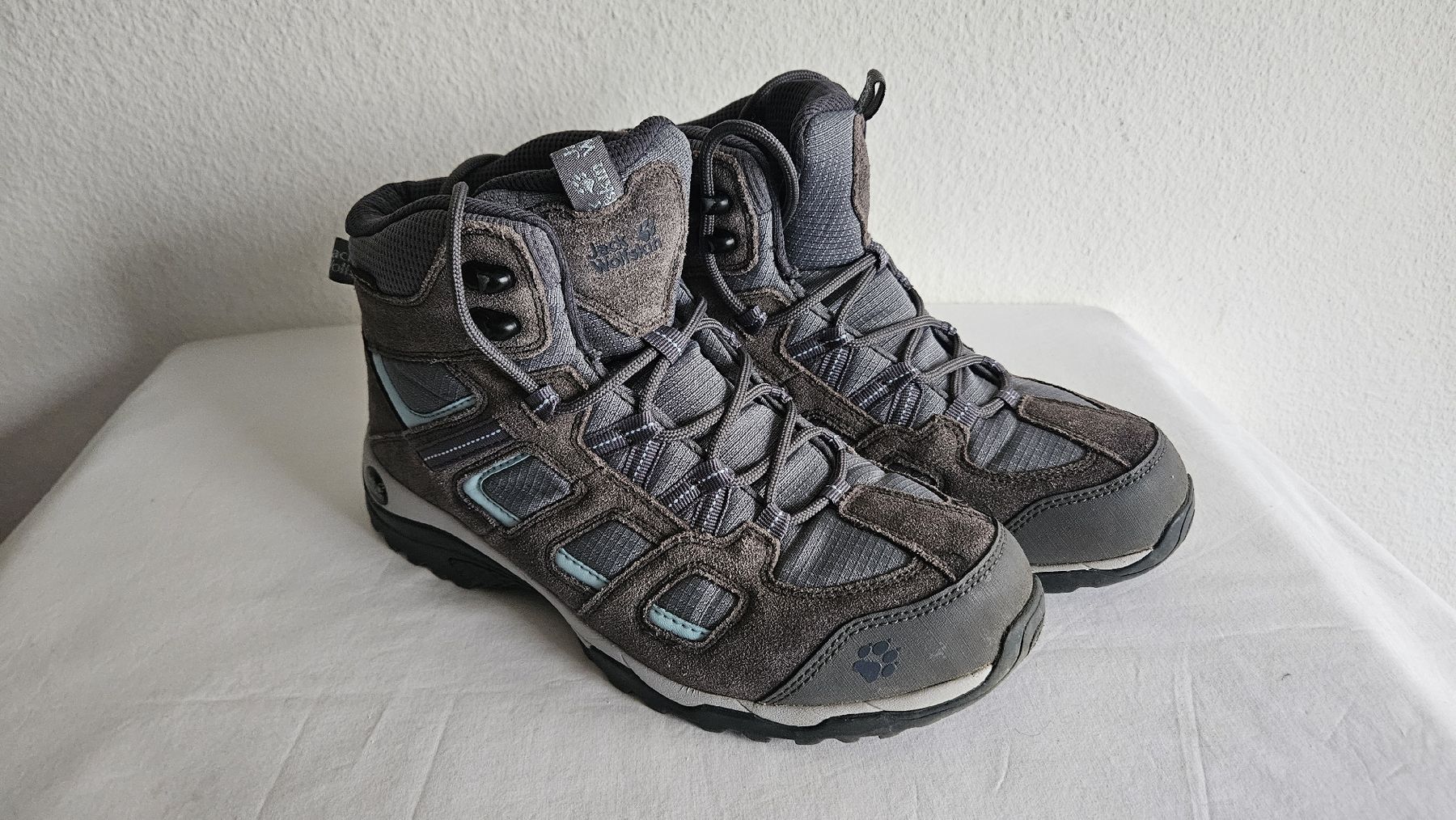Jack Wolfskin Scarpe da donna: Jack Wolfskin Wanderschuhe, Gr. 39.5 – Usato da Ettingen venduto da samiba 1