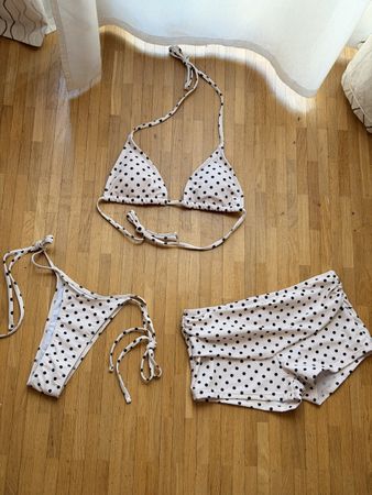 Maillot de bain 3 pièces blanc à pois noir