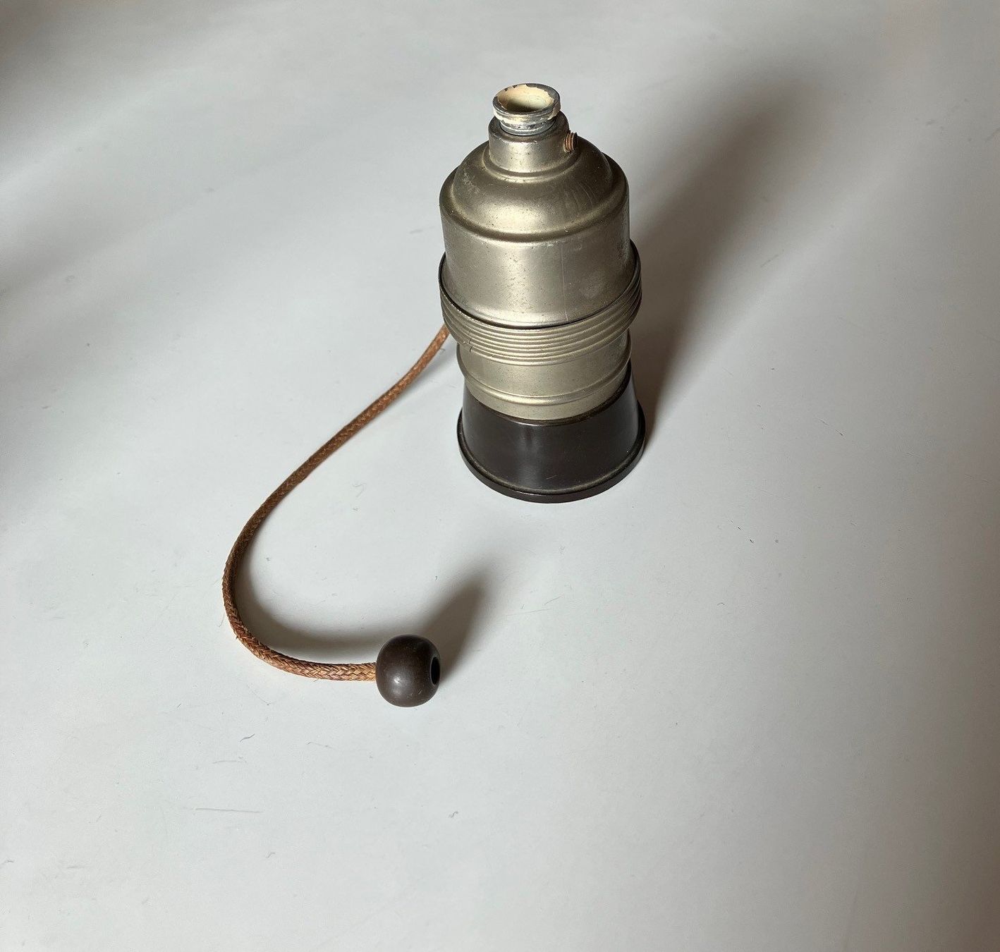 Lampen: Alte Lampenfassung – Gebraucht aus Fislisbach von wag_s585 2