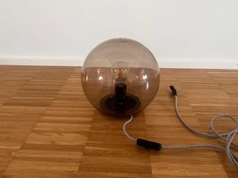 IKEA Tischlampe mit Rauchglas – Ø 22 cm – Sehr guter Zustand