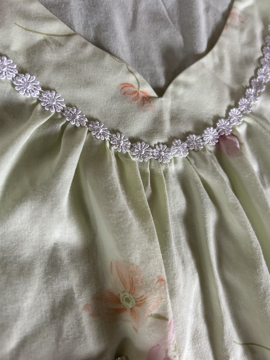 Negligees & Pigiami: Damen Nachthemd Grösse 44/46 – Usato da Lengnau AG venduto da Mefari 1
