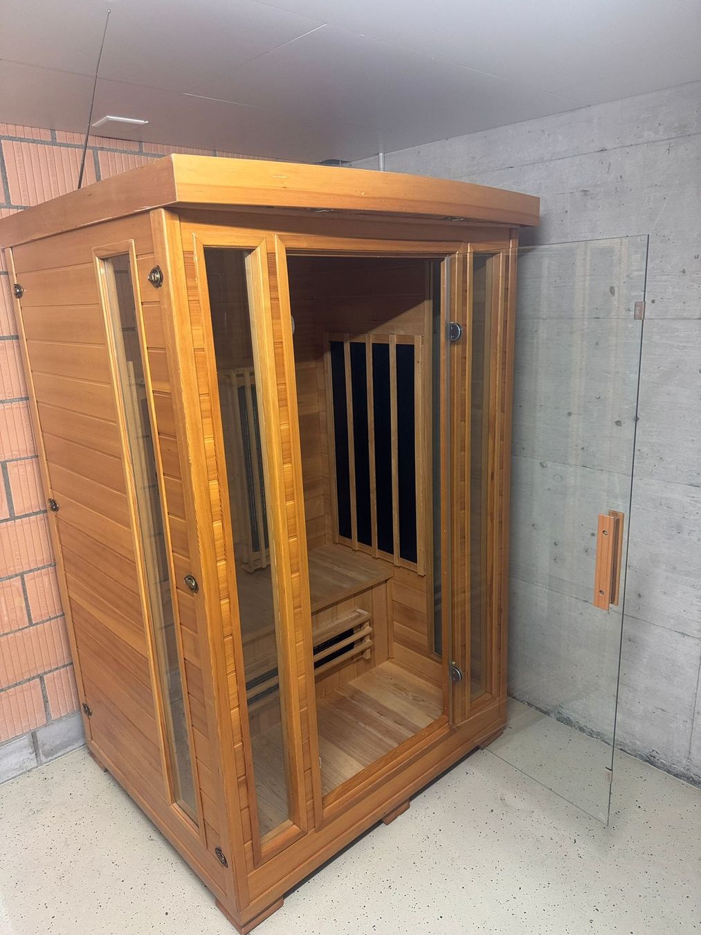 Saunas & Accessoires: Sauna – D'occasion à Mamishaus par MuellerLMAG
