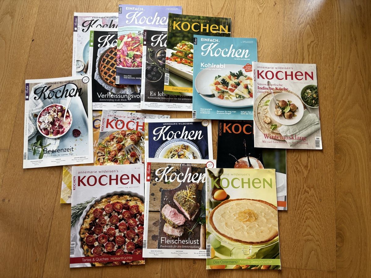 Riviste & Magazine: 15 Kochmagazin - Kochen  2009-2025 – Usato da Zweisimmen venduto da Domii