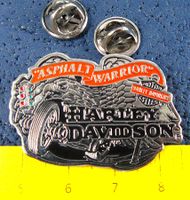 HD HARLEY-DAVIDSON PIN GEPRÄGT "ASPHALT WARRIOR" GESTEMPELT