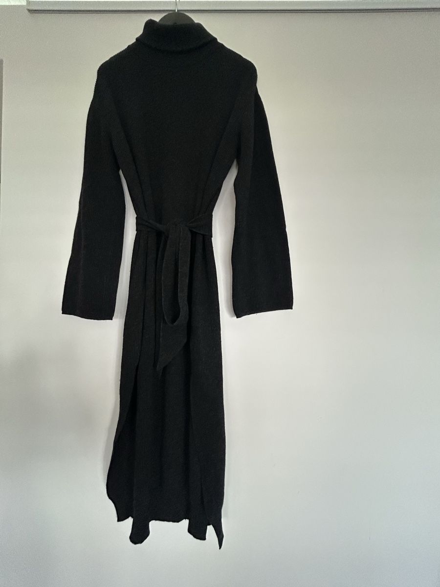 Nanushka Vestiti: Nanushka robe – Nuovo e nell'imballaggio originale da La Croix (Lutry) venduto da fashionclub01