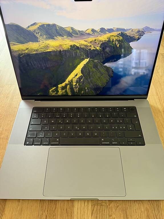 Notebooks: MacBook Pro M1 Max, 16", 32 GB, 1 TB – Gebraucht aus Zürich von z00bs