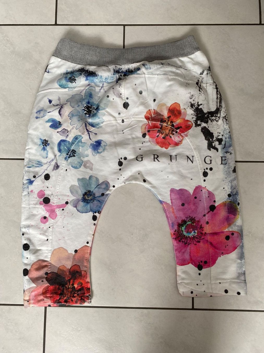 Pantaloni: Caprihose Haremsstyle - Grösse ca. 36 – Usato da Eschenbach SG venduto da Sums 6
