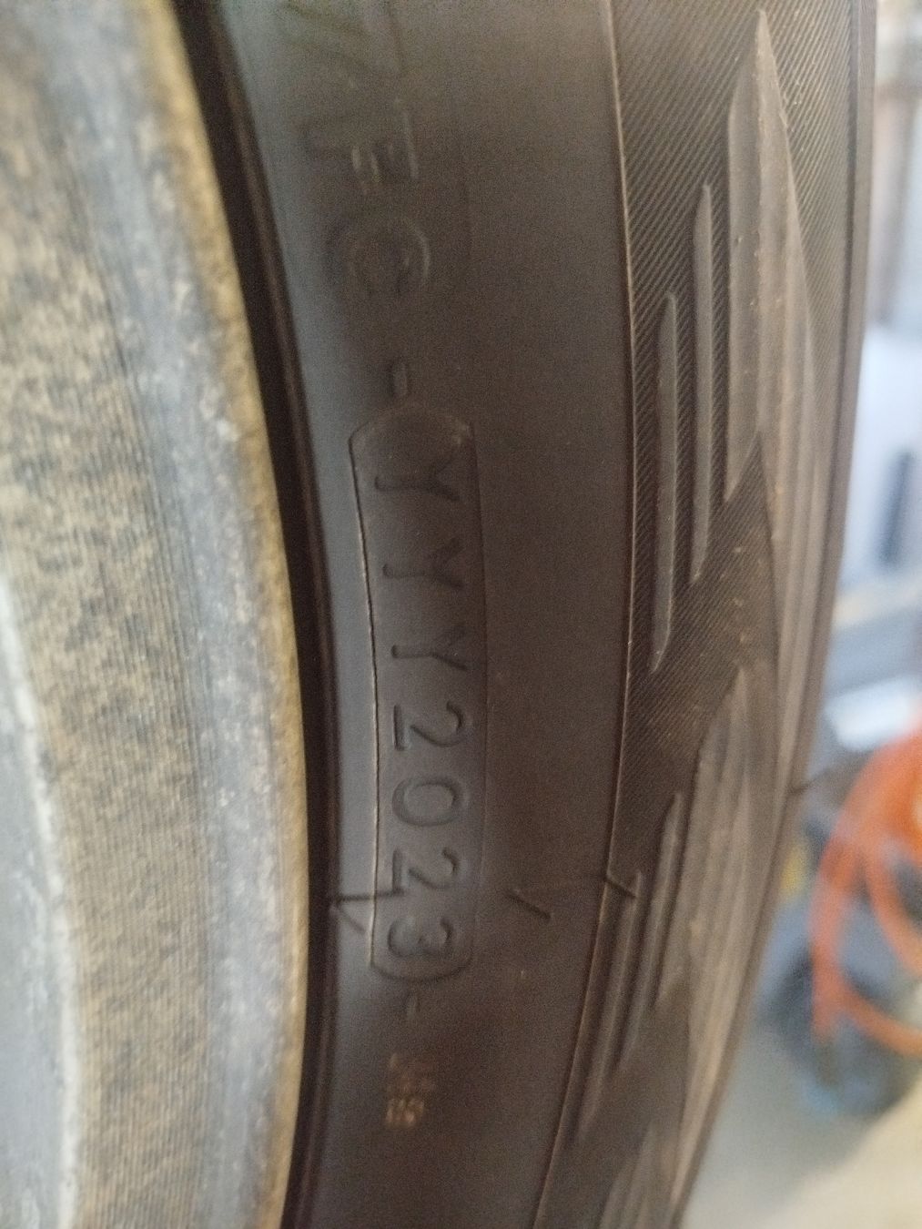 Subaru Pneumatici & Ruote complete: Komplettrad Subaru Outback Winter – Usato da Oberkulm venduto da Virtueller88 3